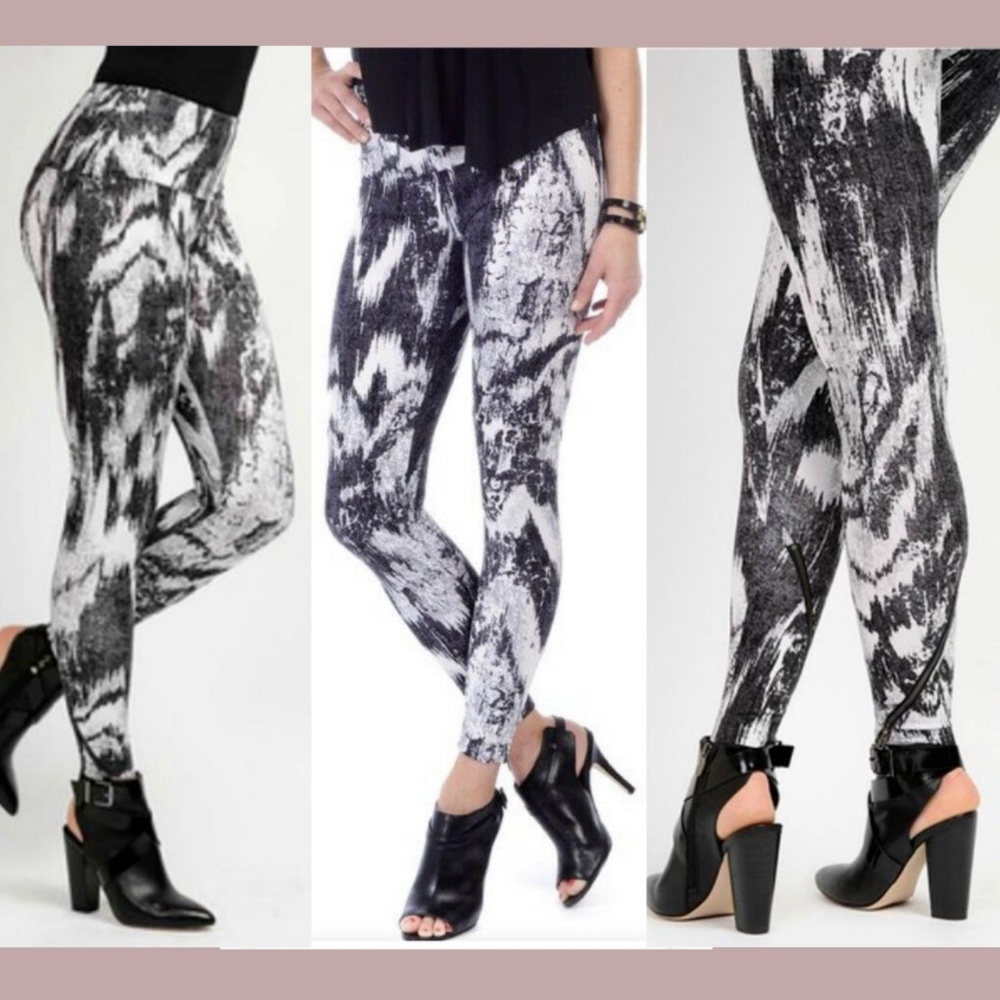 NEW Lysse [SZ Small ] Ikat Twist Zip Ponte Leggings‎ in White Black